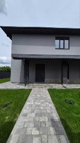 Продам Будинок з оздобленням. Вигідна Ціна. Зроблені чорнові роботи.