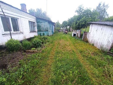 Продам 1-кімнатну квартиру на землі у с. Любомирка (25 км від Рівного)