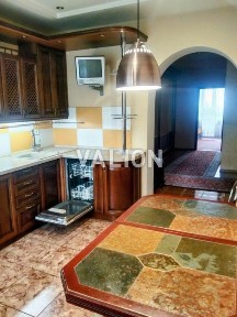 Продам 3 комнатную квартиру 87м2, ул. Верховинца, 10.Медгородок, НАУ