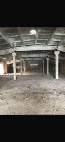 Продаж приміщення з ділянкою понад гектар