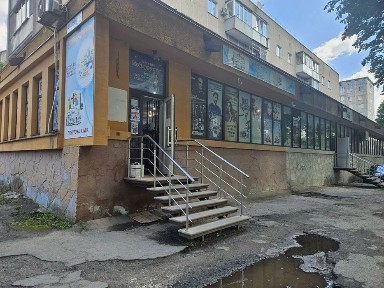Оренда фасадного приміщення вулиця Лесі Українки
