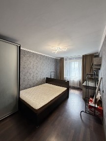 Продам СВОЮ 3-кімнатну квартиру