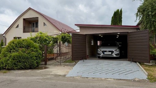 Продаж укомплектованого будинку з гаражем! Ділянка 15 сот!