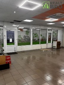 Фасадна оренда приміщення, трафік!