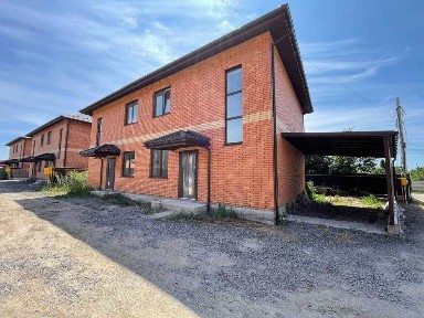 Продаж 2 поверхового дуплекса з ділянкою на 2 сотки, 95 кв. м, 2 кімнати, на 2-й пров. Маріупольський • ID 34574865