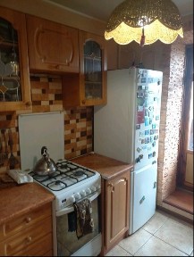 Продається 2 кімнатна, 54 м, вул. Дніпровська.