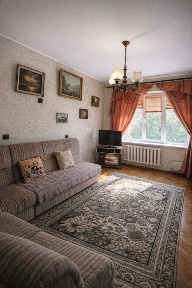 Продаж 4к вул. Героїв Крут, буд. 50