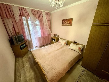 Продаж 4-х кімнатної квартири | 2-й поверх | пр. Лушпи р-н Берізки