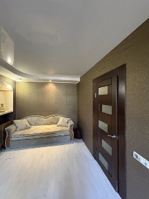 Продаж 1 кім. квартири по вул. Холодногірська