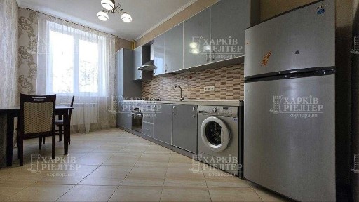 NN S4 Є-Відновлення Продам 1 комнатную квартиру новострой ремонт Гер. Харькова 131а