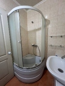 1кімн з автономним опаленням і гарячою водою
