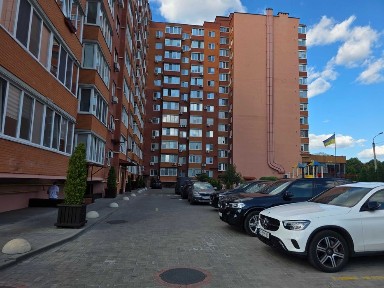 Шикарна Квартира з автономним опаленням у новому будинку