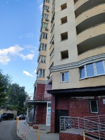 Здам 2 к. квартиру Голосіївський р-н Максимовича Метро Васильківська- 5 хв. ВДНГ