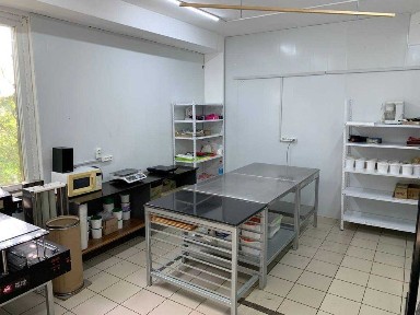 Суборенда обладнадного цеху під кондитерську (спільне користування)
