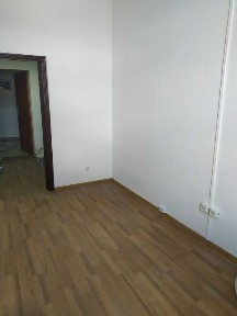 без %. Оренда офісу 36,1 м2, від власника 4 поверх БЦ Веста В. Хвойки, 21 метро Почайна