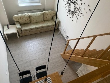 Сдам в аренду 1 комн. двухуровневую квартиру в жк Еловый Двор