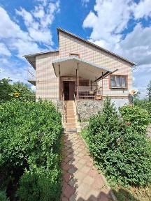 Шикарний будинок з каміном, гаражем, підвалом в передмісті Полтави! Державні програми-так!