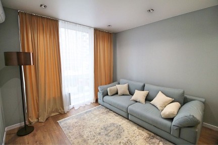 Продаж 1к квартира з ремонтом 47м2 в ЖК Славутич Осокорки Славутич Позняки Харківська Seven River Stone