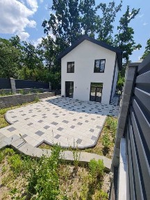 Двоповерховий будинок біля Центрального Бучанського Парку! Локація-ТОП. Мінімальні податки. Телефонуй