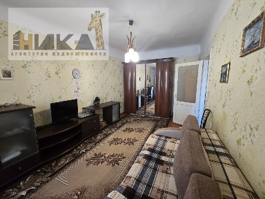 Продам 1 кімнатну квартиру вул. Глісерна