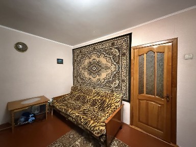 Продам 2-х кімнатну квартиру в м. Конотоп (район ПОРТ)
