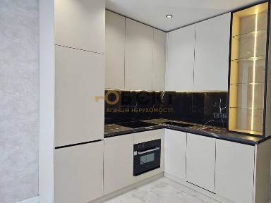 Продаж євродвушка з сучасним ремонтом, 42 м2, ЖК Мира-3, новобудова, м. ХТЗ