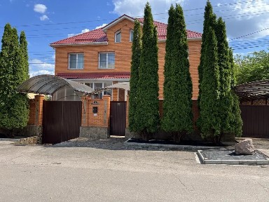 Аренда коттеджа 370 м²