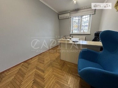 вулиця Олекси Тихого, мікрорайон Шулявка, район Солом'янський, Київ, метро Шулявська, вул. Олекси Тихого 98, триповерхова будівля • ID 34589563