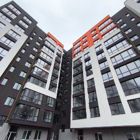 Продам 1-кімнатну квартиру біля парку Шевченка!