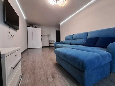 Липківського 24 Довгострокова оренда 1 к квартири.