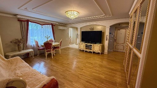 Продаж квартири з автономним опаленням і ремонтом