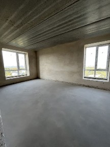 Євро 2 к квартира в продажу. Центр.