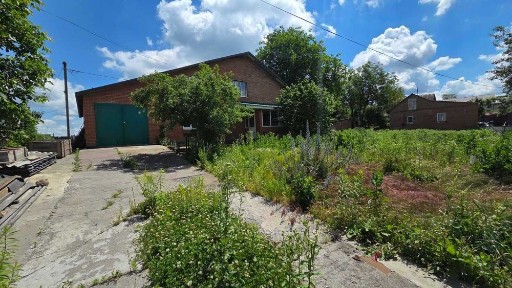 Продаж будинку в Стрижавці