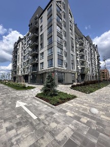 Оренда фасадного приміщення 65м2. Бізнес клас! Центральний заїзд