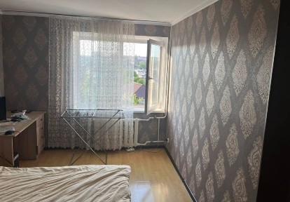 Продається 1кімн квартира біля парку Шевченка в приватному секторі