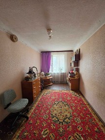 Продам 3-Х КВ., Космонавтів 122,2/5,цегляний