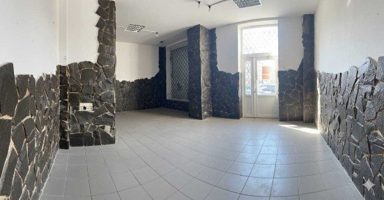 Оренда комерційного приміщення на Площі Ринок