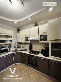 Продаж 3к квартири 96 кв. м на вул. Вишнева • ID 34592579