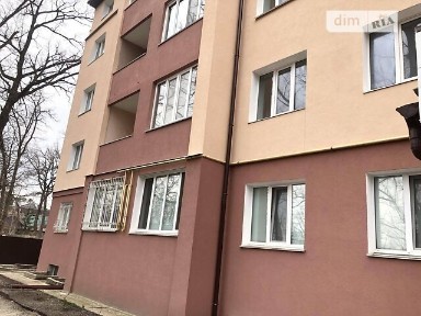 Продаж офісного приміщення 58.5 кв. м. на 0 поверсі на вул. Висока 3В, п'ятиповерхова будівля • ID 32949587