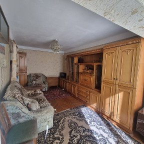 Оренда 1-кім. квартири, вул. Романа Ратушного 5