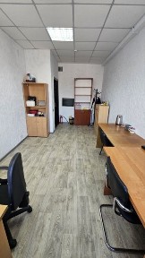 Київ, Дніпровський, вулиця Євгена Сверстюка 19