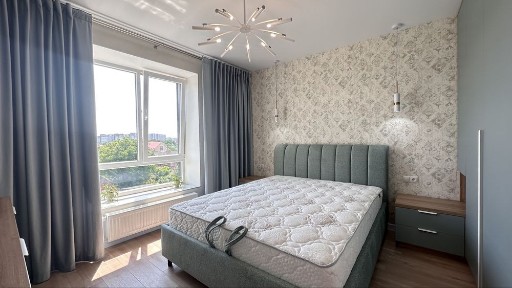 Продаж 2к неподадік парку ім. Чекмана