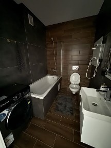 Продаж квартири в центрі вул. Руська