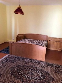 Оренда будинку (4 кімнати) околиця міста