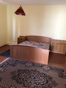 Здам окремий будинок на околиці міста