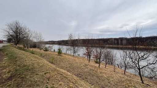 Продаж будинку в с. Пилипча (біля річки)