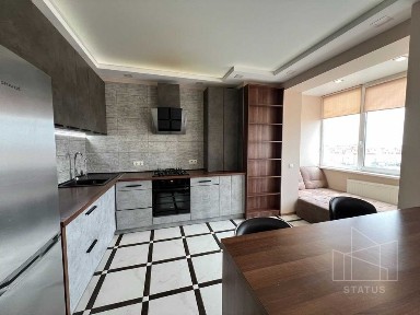 Продаж 3-кімнатної квартири 94 м², Академіка Шалімова вул., 67