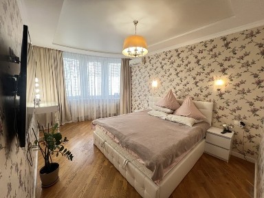 Без % Продаж 2к квартира 71 м² в одному з найкращих будинків на Позняках. Вул. Анни Ахматової 30. Позняки Осокорки Анна Ахматова