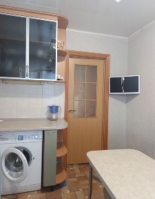 Сдам 2 комн. Шевченковский р-н. Можно для командировочных.