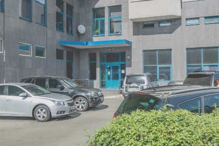 На 1-3міс. квартира біля М. Позняки, без комисси